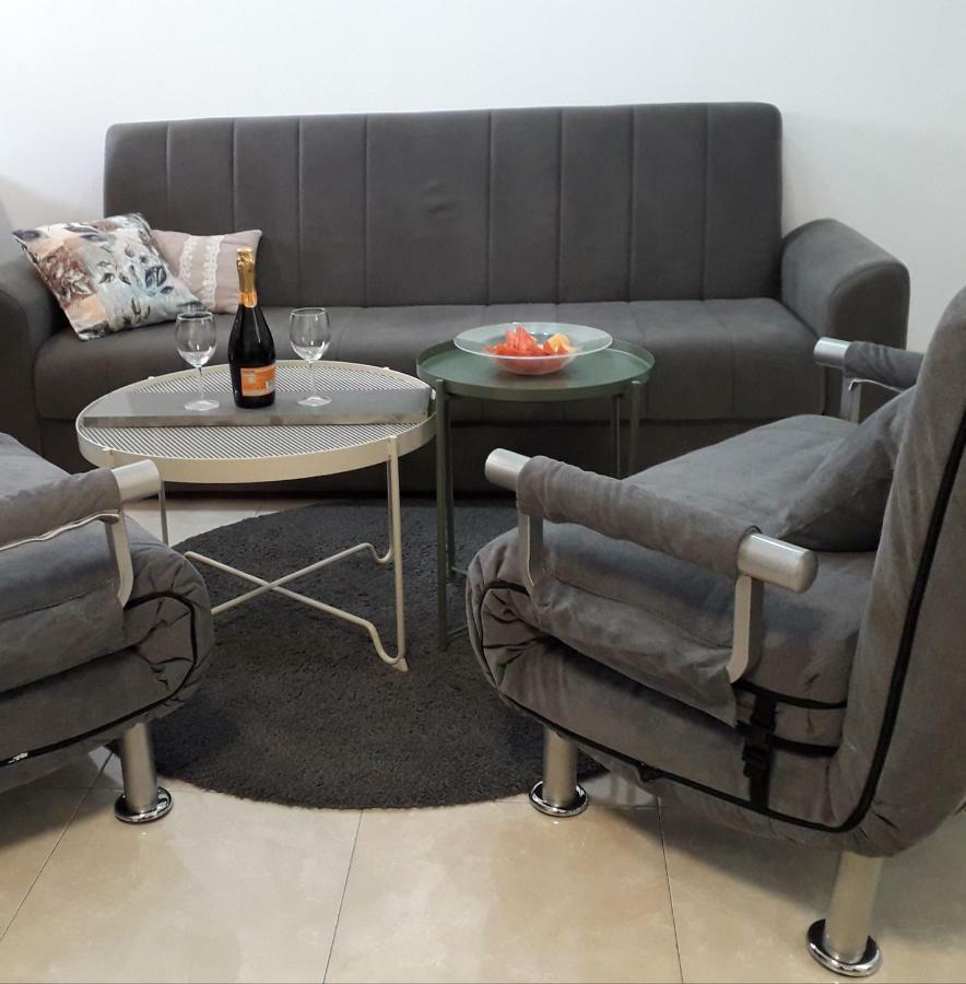 Ferienwohnung Bat Yam On The Beach Exterior foto